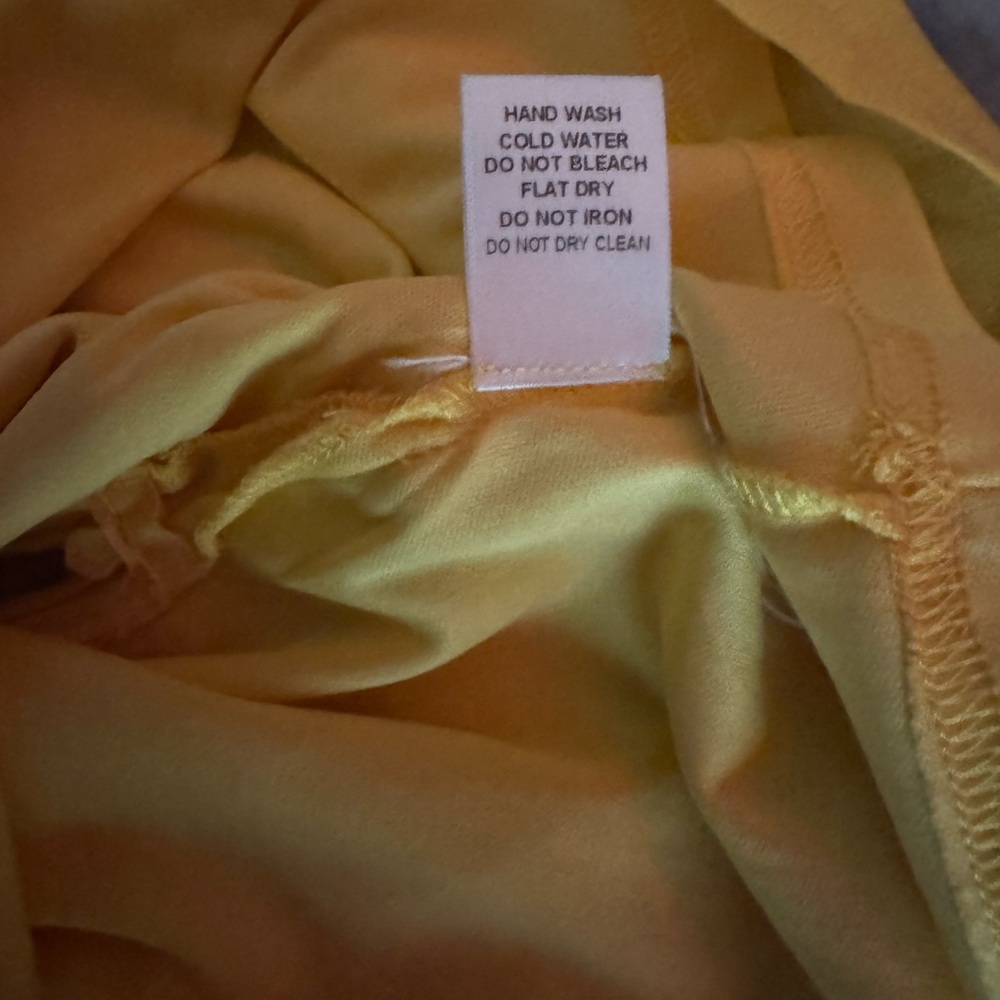Elegant Yellow Ruffle Dress - Picture 9 of 12
